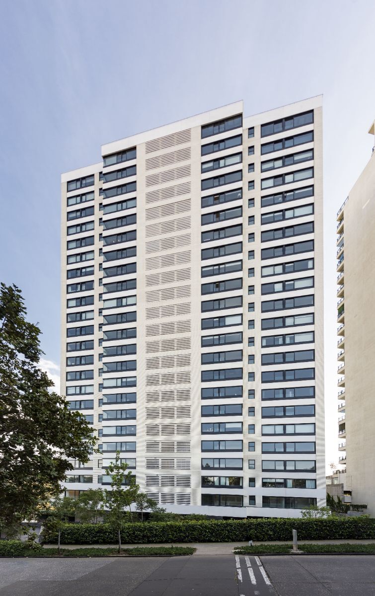 100, Avenida de los Poetas, San Mateo, 05348 con 3 Recámaras, 3 Baños, 380 Metros Cuadrados y 4 Puestos de Estacionamiento 100, Avenida de los Poetas, San Mateo, 05348 con 3 Recámaras, 3 Baños, 380 Metros Cuadrados y 4 Puestos de Estacionamiento